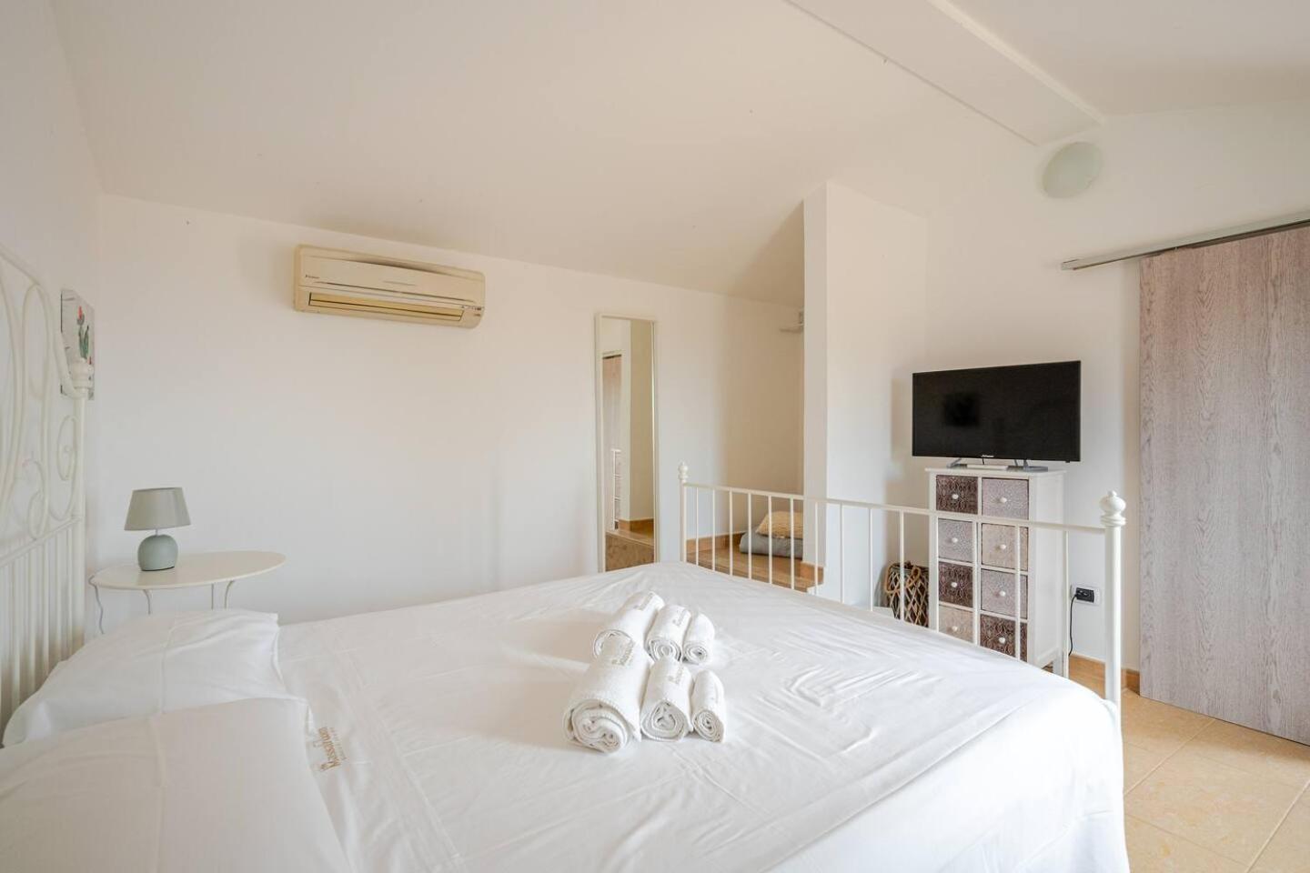 Massaroom Conversano Exterior photo