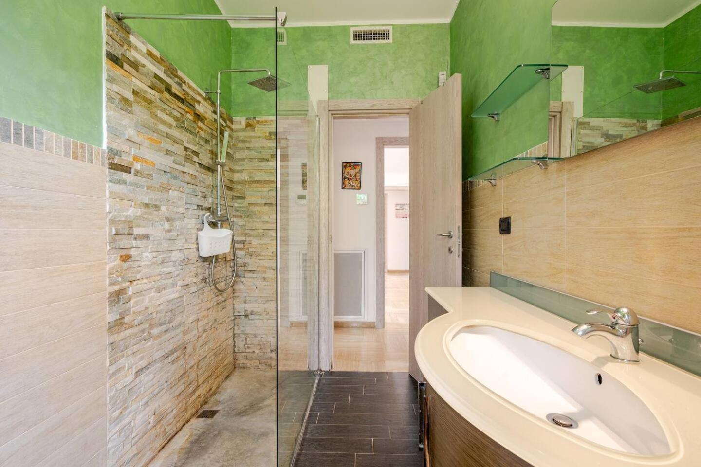 Massaroom Conversano Exterior photo